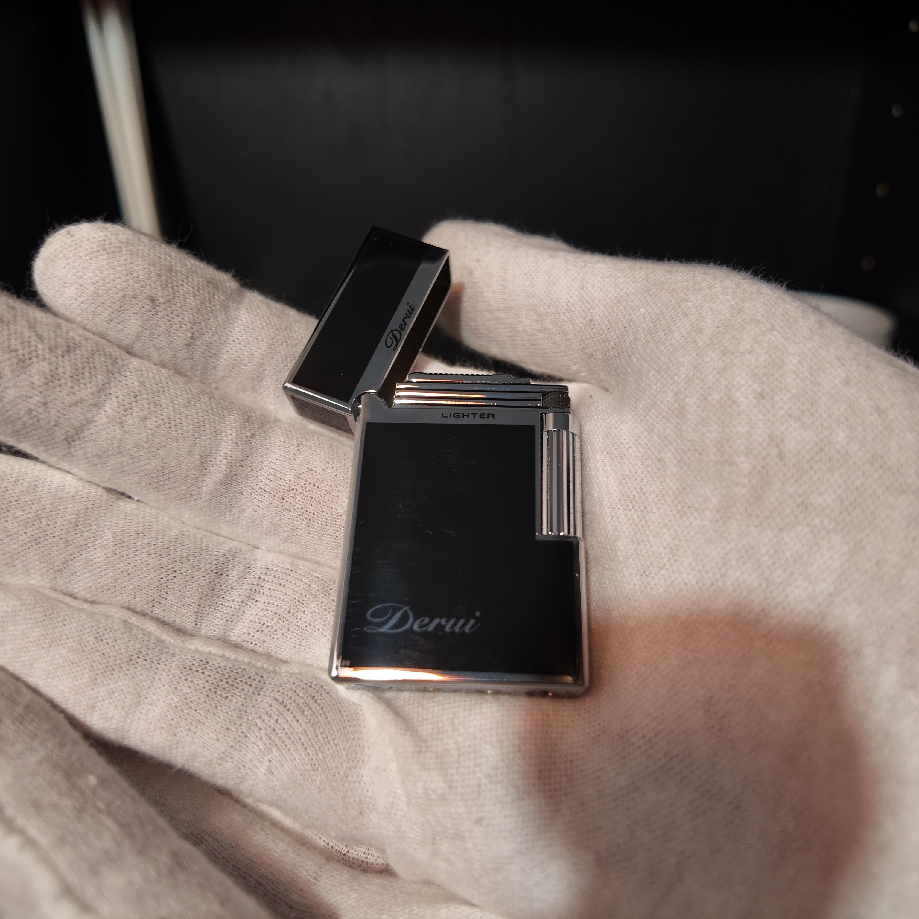 Luxury Marble Black Lacquer & Gold Flint Lighter