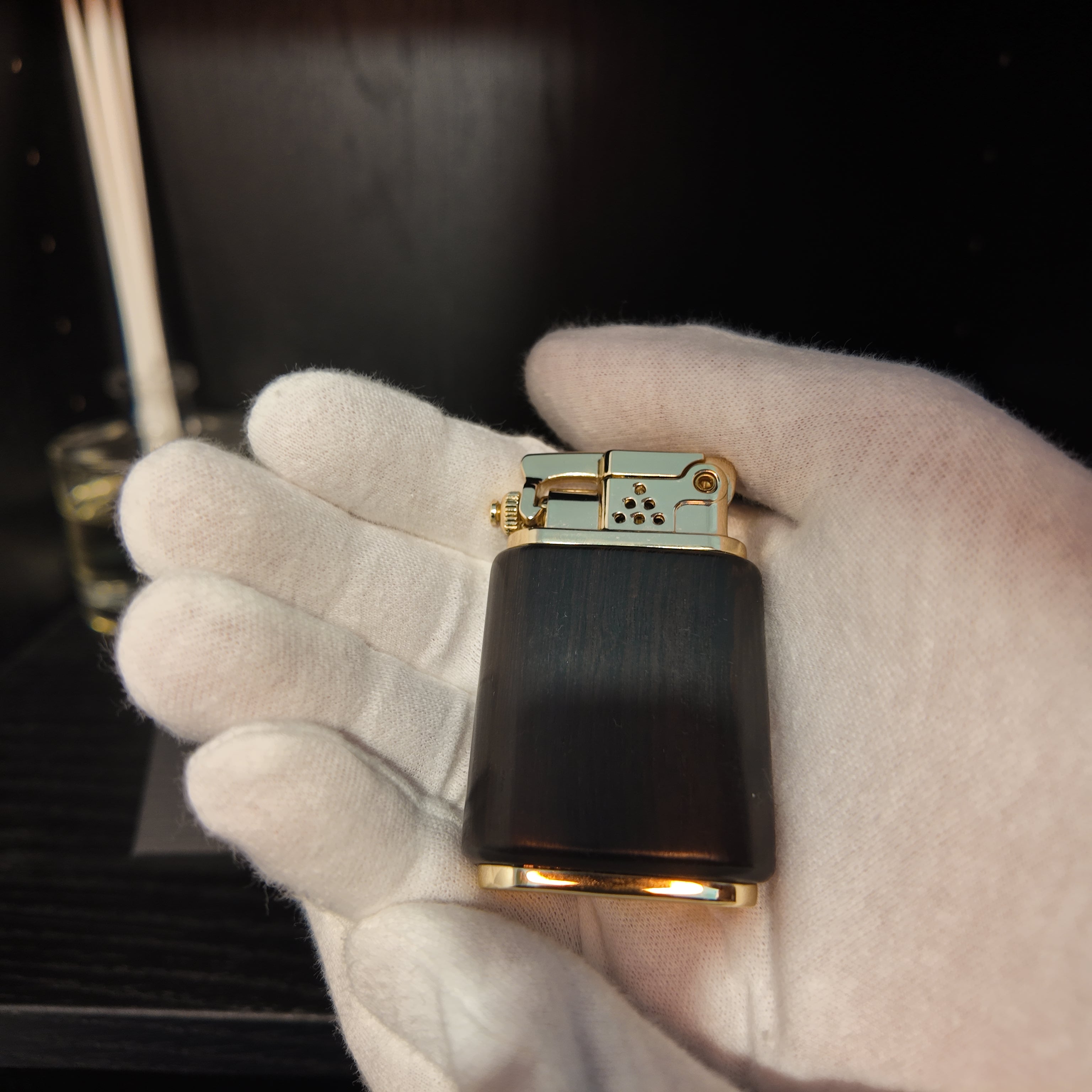 High Quality Refillable Antique Lighter Brand New with Box