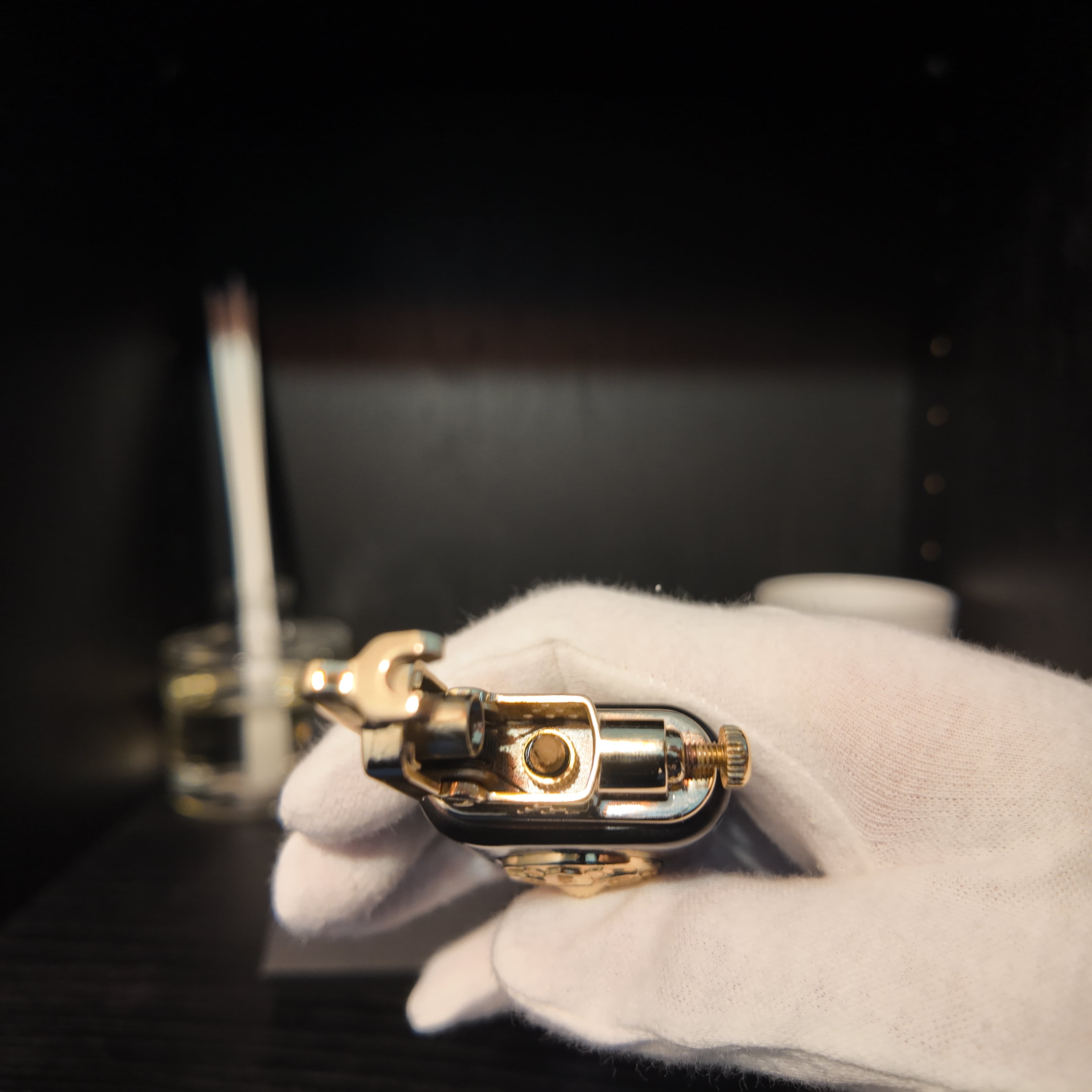 High Quality Refillable Antique Lighter Brand New with Box